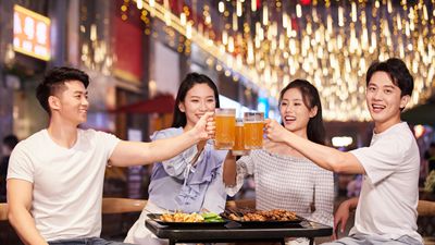 文娱餐饮“多元”驱动 浙江“五一”假期迎消费