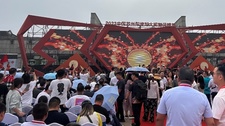 2023阳澄湖大闸蟹开捕上市，预计总产量破万吨
