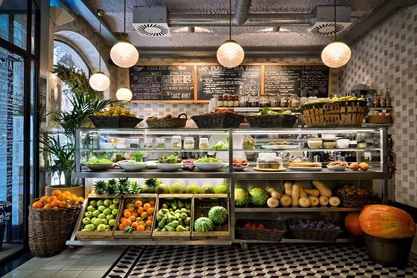 没经验怎么开果汁店:顾客定位、选址、办证等