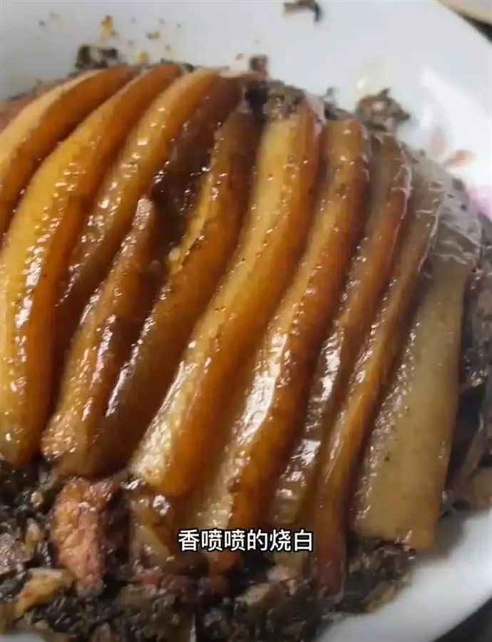女子卖150碗熟肉被判赔5万，原告律师发声