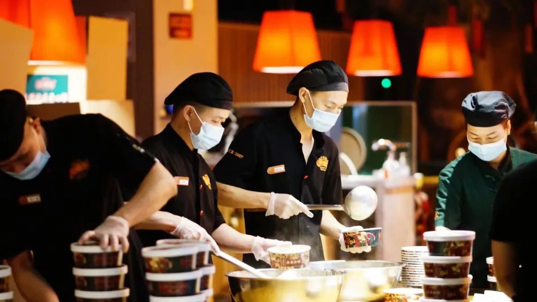 摘星、恢复堂食！广州餐饮人又捱过来了！