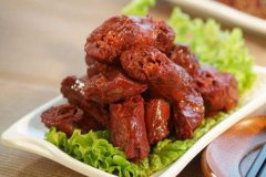 卖鸭脖一个月能赚多少:1.2-4.5万（开鸭脖店的忠告