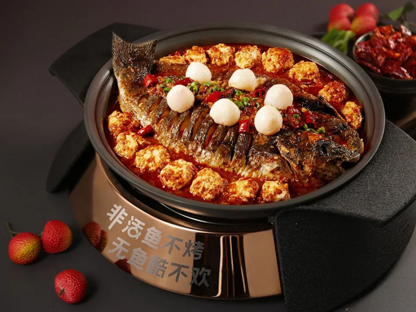 抱“团”取暖，鱼酷携手微盟智慧餐饮共保社区居民物资