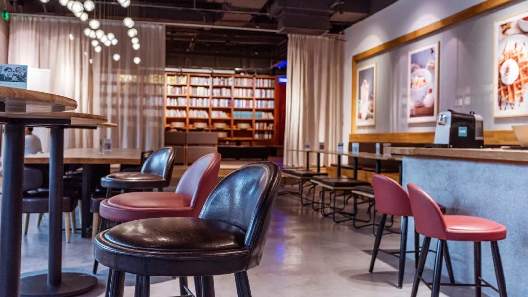 探访10家新店后,我发现有人以创意的名义,把咖啡做歪了