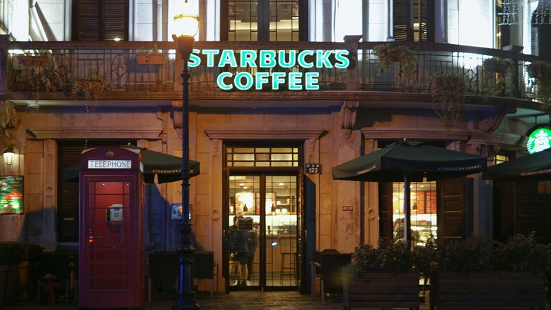 星巴克中国发布2025战略愿景：未来三年将新开3000家门店