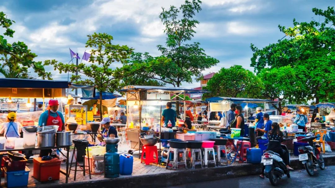 被“黑心培训班”收割的餐饮人,钱没了店也没了!