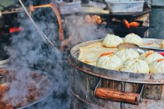 “两条腿”走路助力经营更灵活，中小餐饮商户
