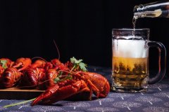 50亿人观看的世界杯，让“失血”餐企营收环比增
