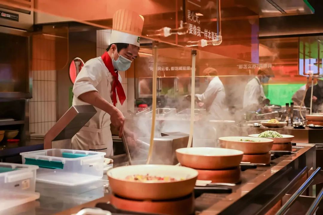 “小女当家”3.0旗舰店亮相,日均营收6万!续写现炒快餐传奇