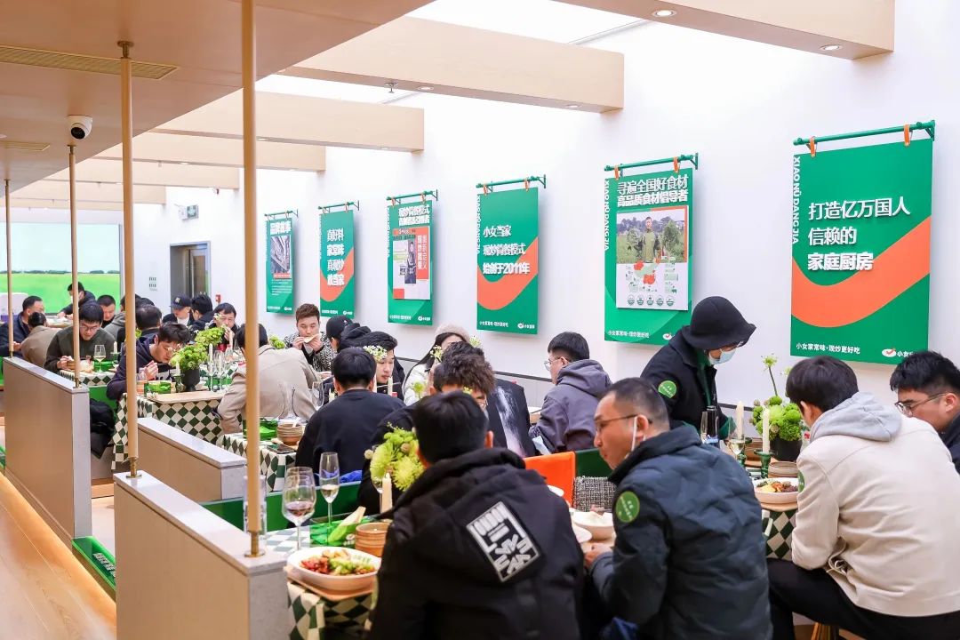 “小女当家”3.0旗舰店亮相,日均营收6万!续写现炒快餐传奇