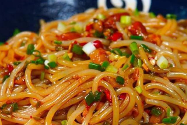 南昌拌粉加盟店怎么选址好，这样选不会错