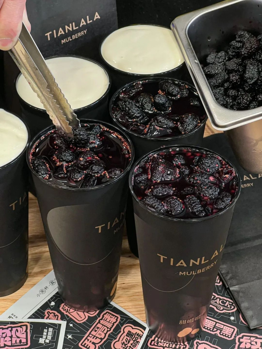 三天销量突破60万杯,甜啦啦的“黑武士”为何脱颖而出?