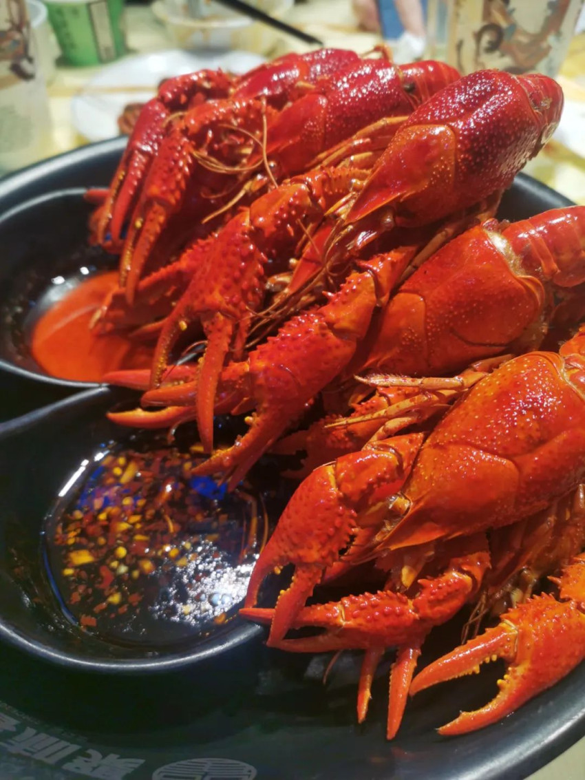 市场热度十年来最低!成都人不爱吃小龙虾了?