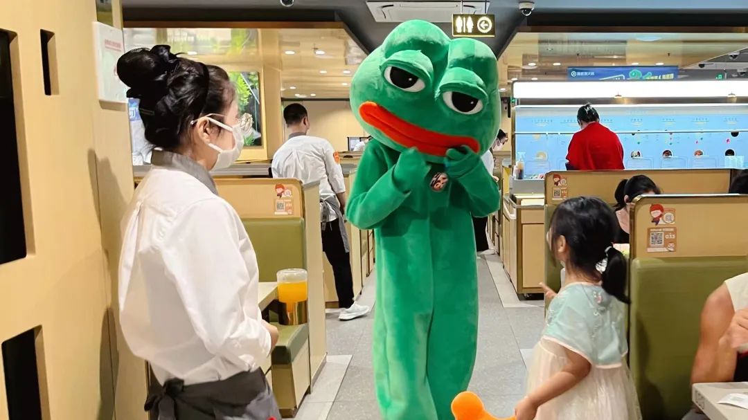 半年猛赚22.6亿，海底捞啃下了“硬骨头”？