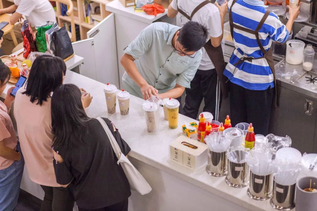 茶饮供应链企业相继成功上市，IPO不成的茶饮企业都去自建供应链了