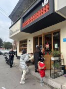 我在县城卖咖啡：消费下沉后，让“附近”归来